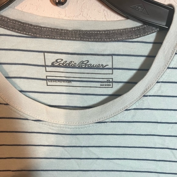 Men’s Eddie Bauer Striped T-Shirt Size TL - Picture 2 of 3